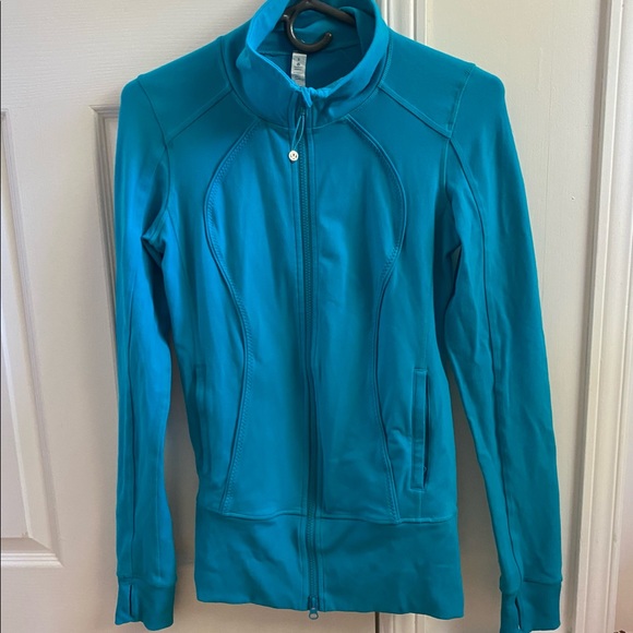 Lululemon jacket/sweater - Picture 1 of 4